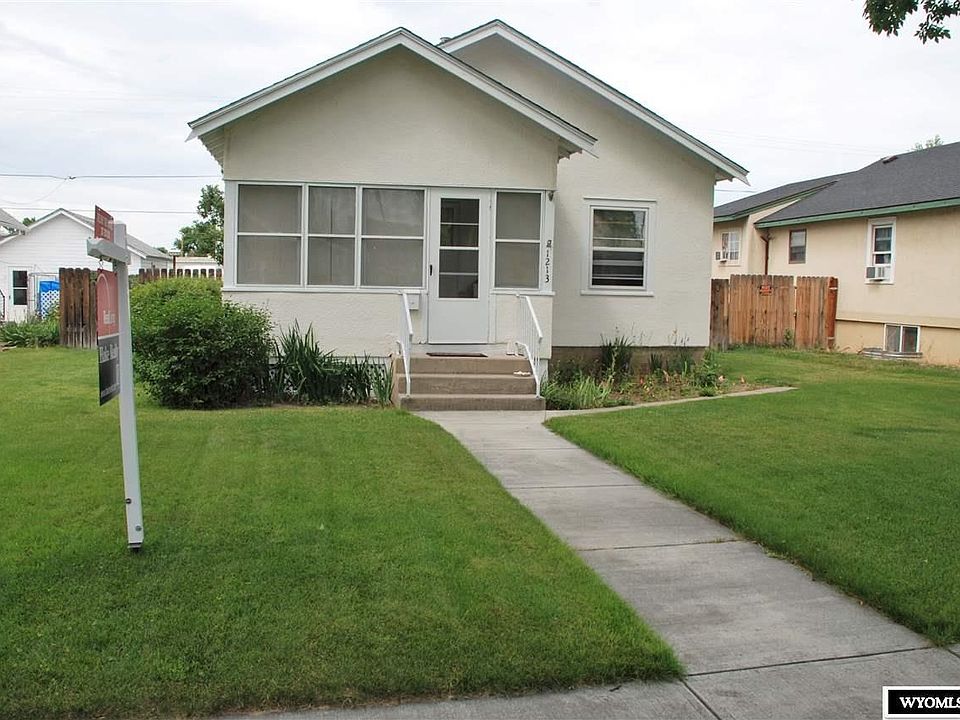 1st image of 1213 Coburn Ave
