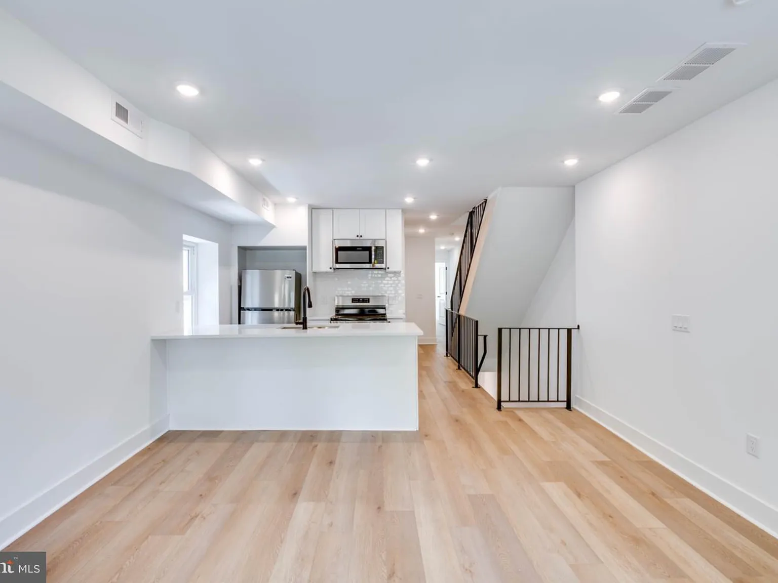 4327 Baltimore Ave #4 — Photo 2