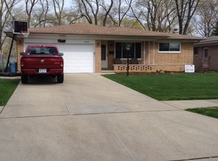 33550 Sebastian Lane Dr, Sterling Heights, MI 48312