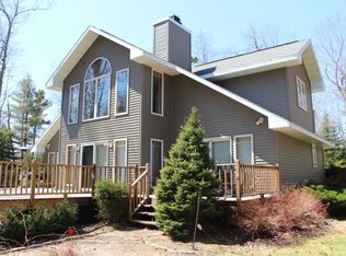 3925 Glidden Dr, Sturgeon Bay, WI 54235