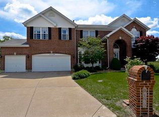 3129 Cambridge Pointe Dr, Saint Louis, MO
