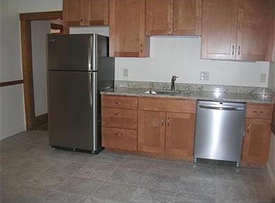 2nd image of 25 Sherman St #25