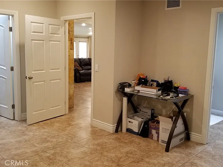 5325 La Forest Dr — Photo 15