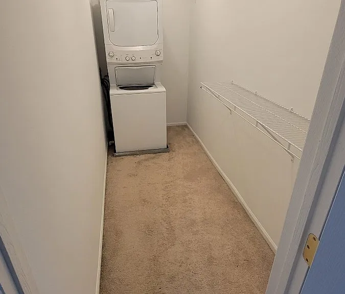 21W581 North Ave #70 — Photo 6