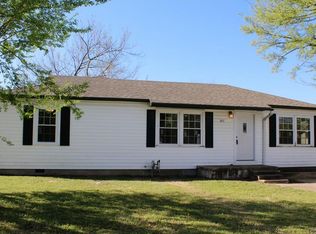 307 E 12th Pl, Claremore, OK 74017