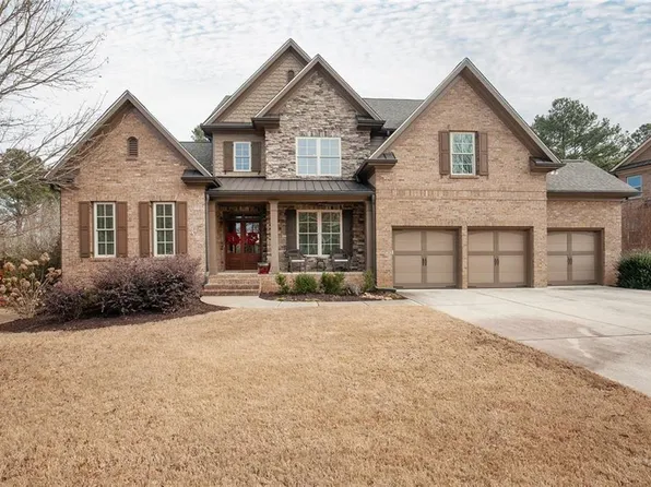 155 Cochran Farms Dr, Roswell, GA 30075