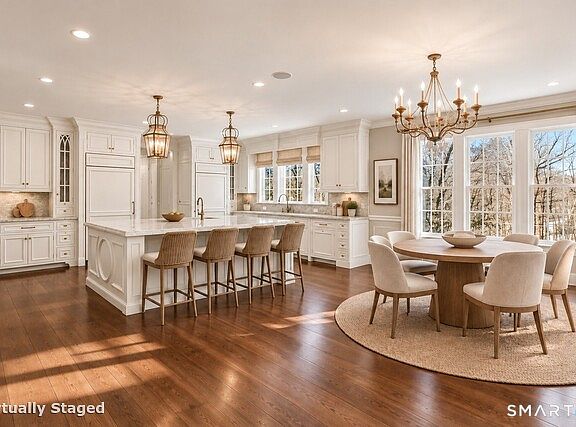 3rd image of 386 Westover Rd