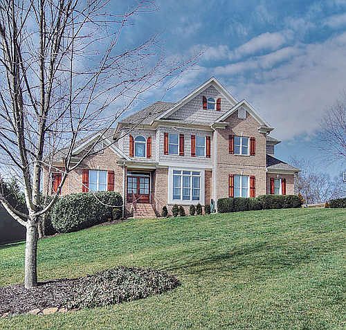 1st image of 8813 Rosemont Blvd
