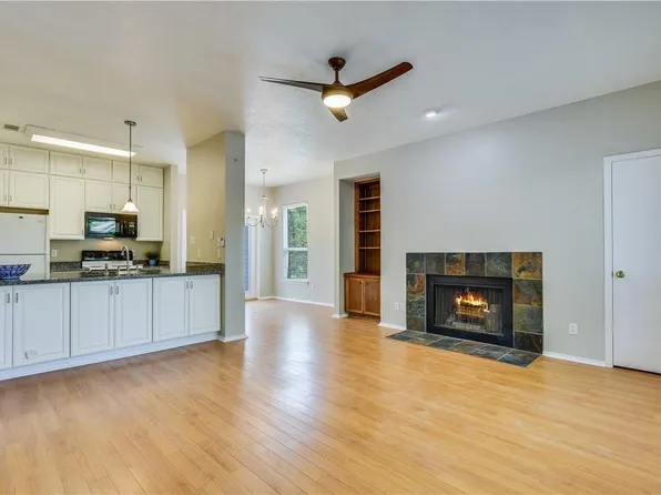 3011 Fruth St APT 302, Austin, TX 78705