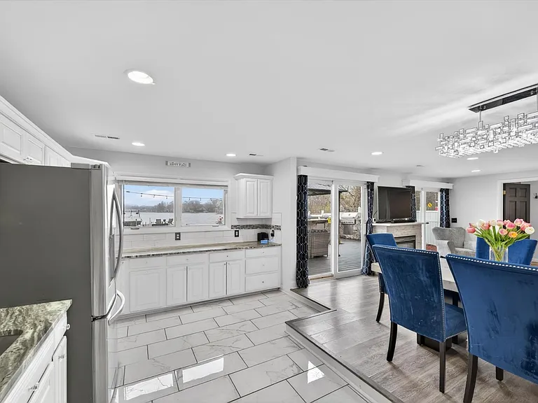 3341 Newton Rd — Photo 17