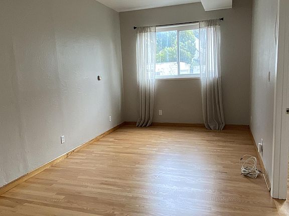 3rd image of 1842 9th Ave #A