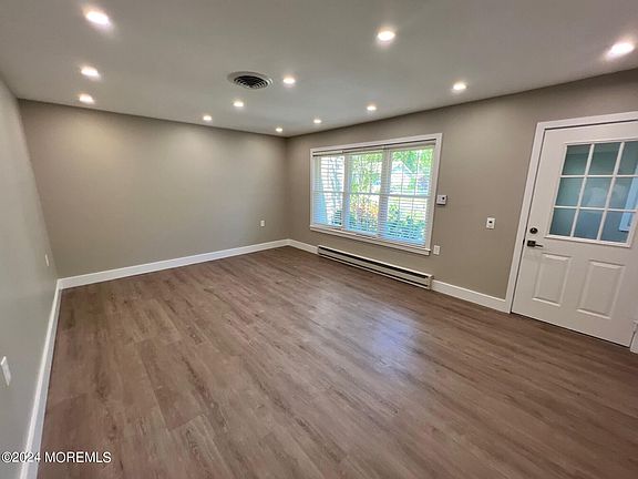 4th image of 19A Cactus Drive #1001