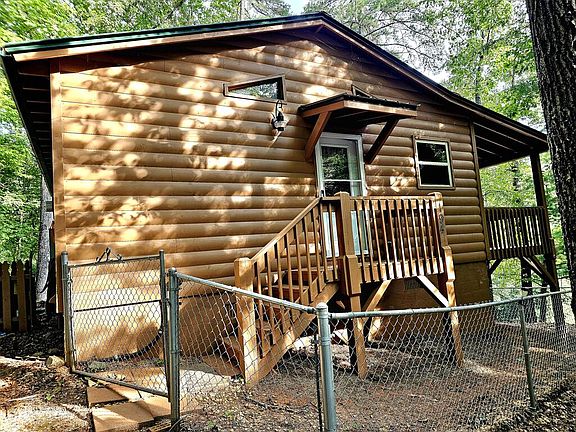 3rd image of 194 Leonard Ln