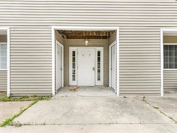 4th image of 1510 W 25th Ct APT F2