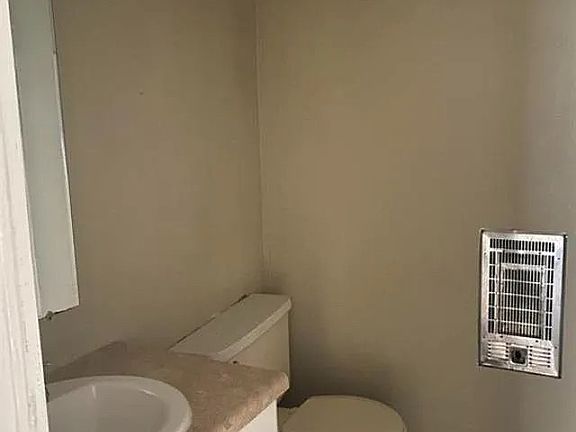 4th image of 821 Prospect St #B