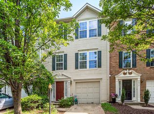 46712 Cavendish Sq, Sterling, VA 20165