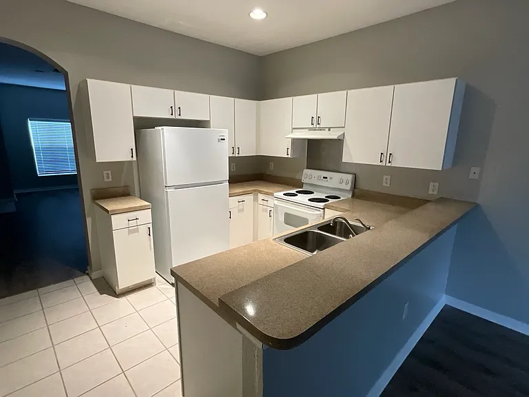 13121 Kings Crossing Dr — Photo 14