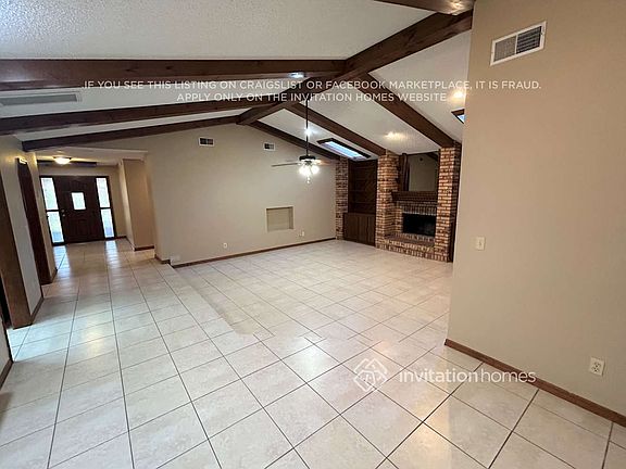 5th image of 3903 Applegate Cir