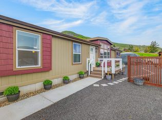 1306 4th St, Asotin, WA 99402