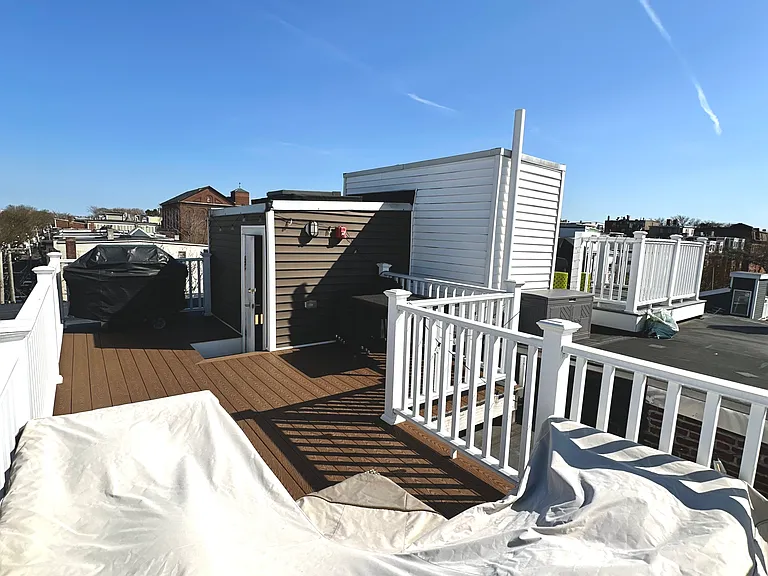 80 Cottage St #3 — Photo 11