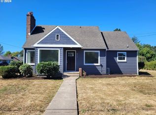 612 Williams Ave, Tillamook, OR 97141