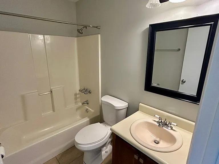 166 Bordeaux Ln — Photo 9