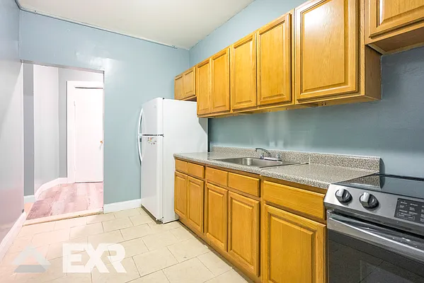 Rented by EXR | media 5