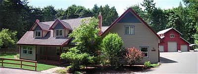 House with barn/workshop