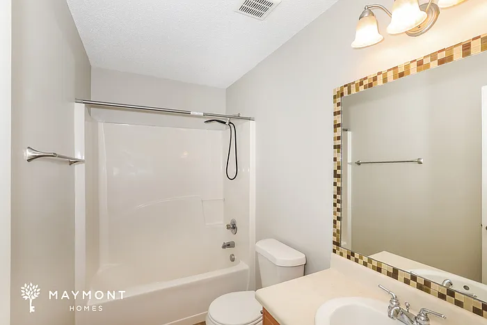 61 Windsor Way — Photo 15