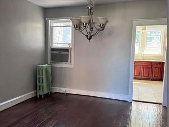 4th image of 7725 Walker St