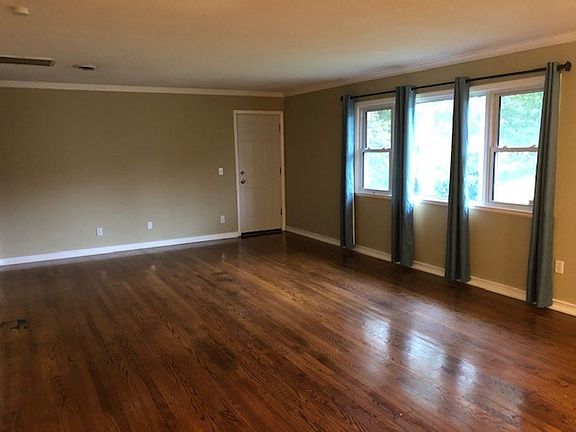 3rd image of 3815 E 96th St #820605
