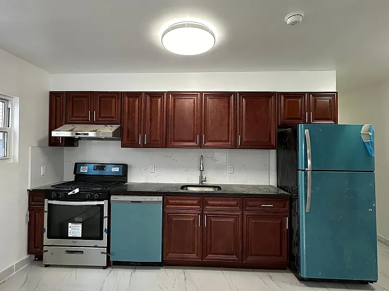 117 Winham Ave #1 — Photo 9