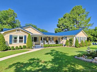 21907 N Ben George Rd, Tahlequah, OK 74464