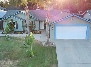 2323 S Peppertree, Visalia, CA 93277