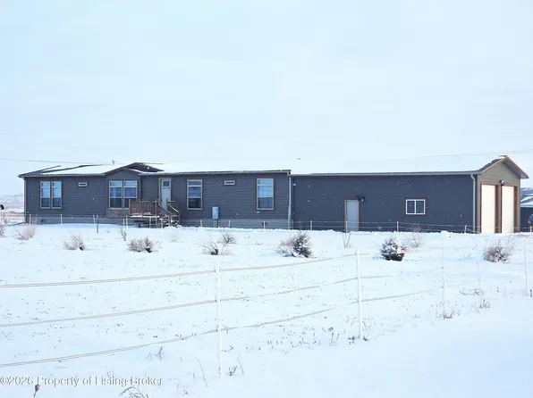 7760 9th St SW, Dodge, ND 58625