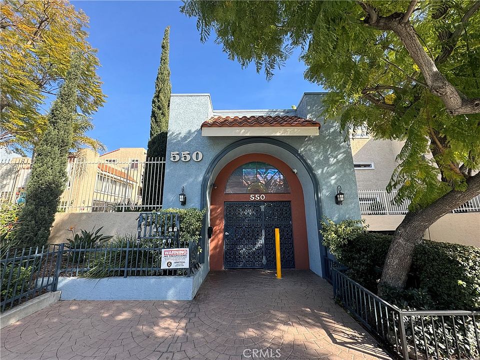 1st image of 550 Orange Ave Unit 202