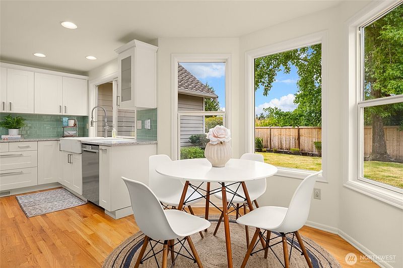 5th image of 14220 SE 77th Street