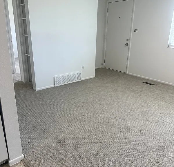650 N 200th St W — Photo 5