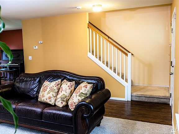 3rd image of 7801 86th Ave NE