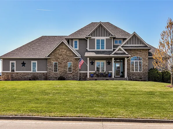 3854 NW 102nd Pl, Polk City, IA 50226