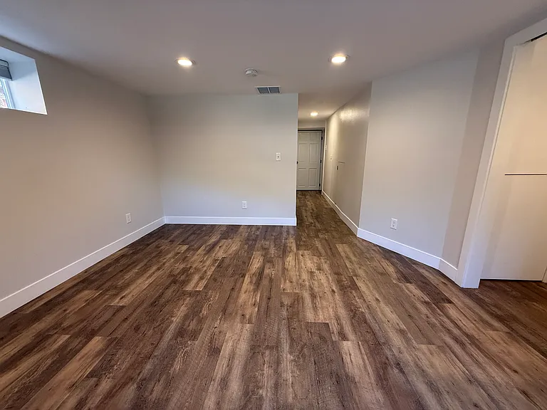 3029 Zenobia St — Photo 24