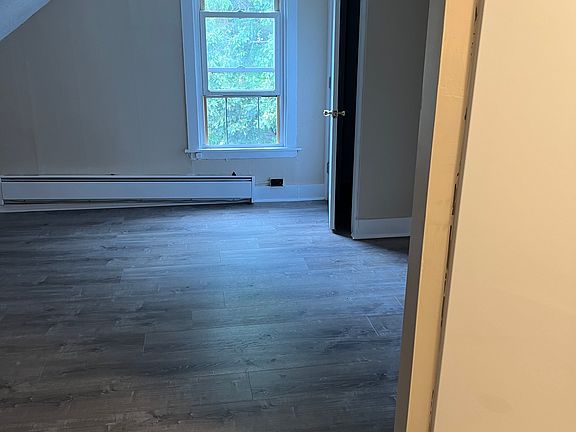 4th image of 269 Myrtle Ave #3