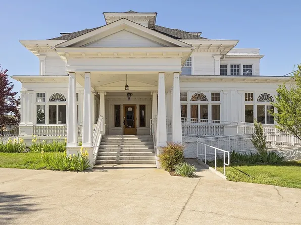 426 W 6th St, Medford, OR