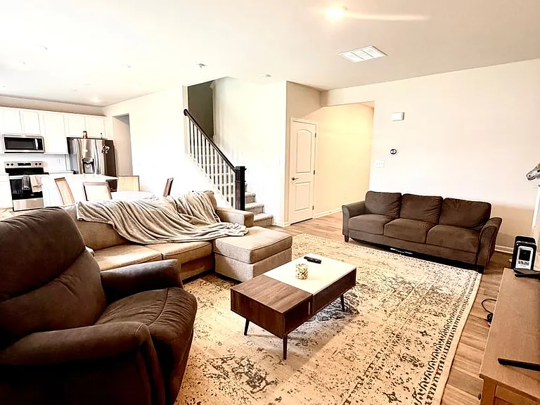 4004 Rocky Mill Way — Photo 9