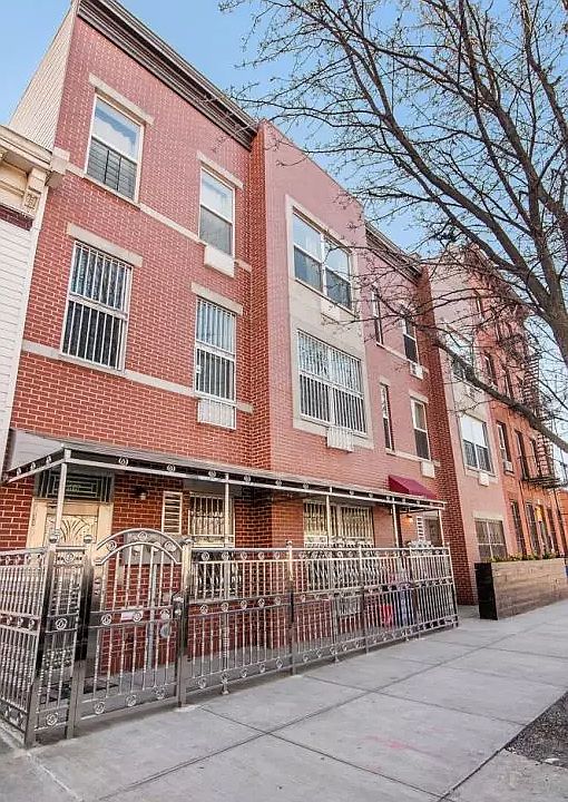 1st image of 86 Marion St #2