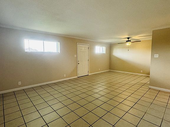 3rd image of 1924 Avenue H APT 6