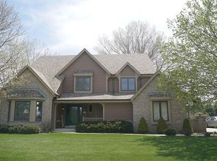 S74W13150 Courtland Ln, Muskego, WI 53150