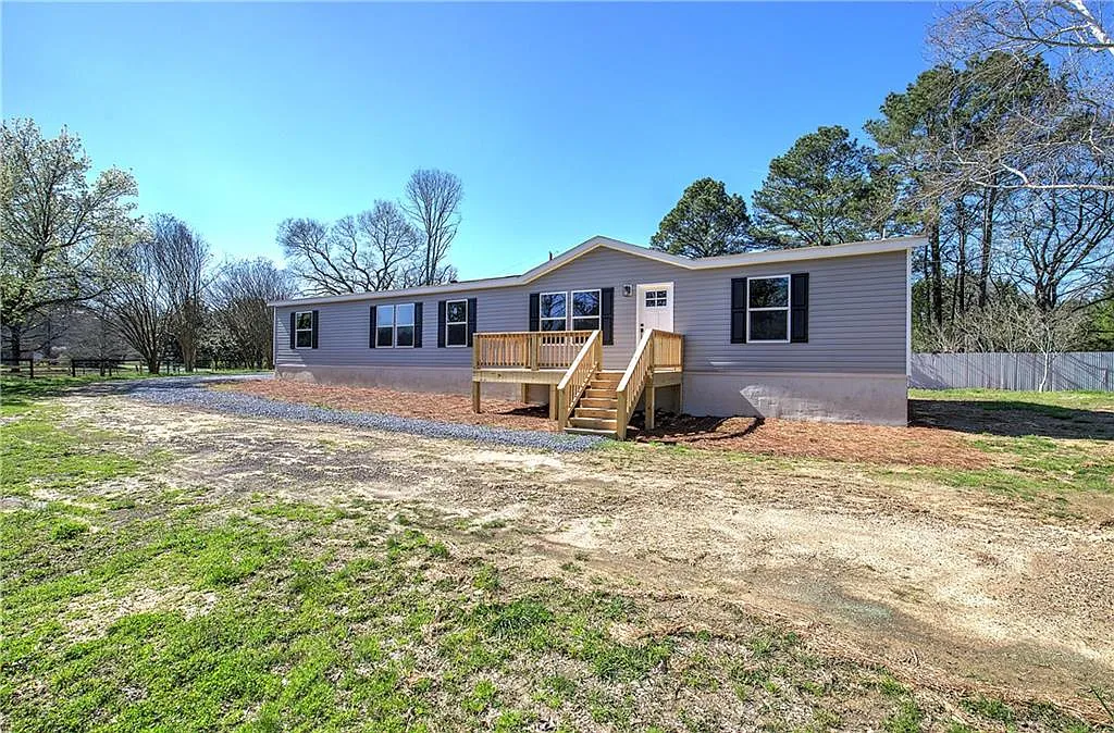 Building Photo - 81 Popham Rd