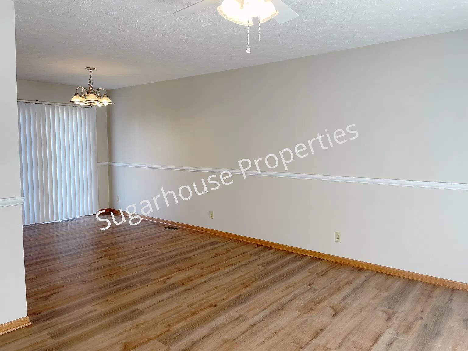 3 bed, 2.5 bath, 1152 sqft, $1,795 — Photo 4
