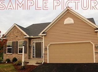 1038 River Crest Dr #19, Reading, PA 19605